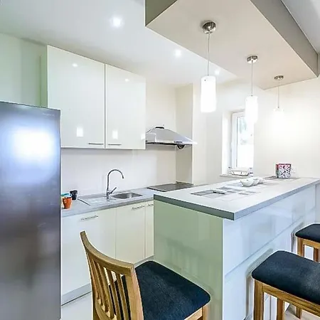 Sleeps 12 Pool Air Con Wifi Villa *